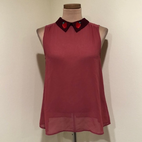 ModCloth Flavor Fusion Blouse Size Medium Mauve Pink Burgundy Red Apples - Picture 2 of 9